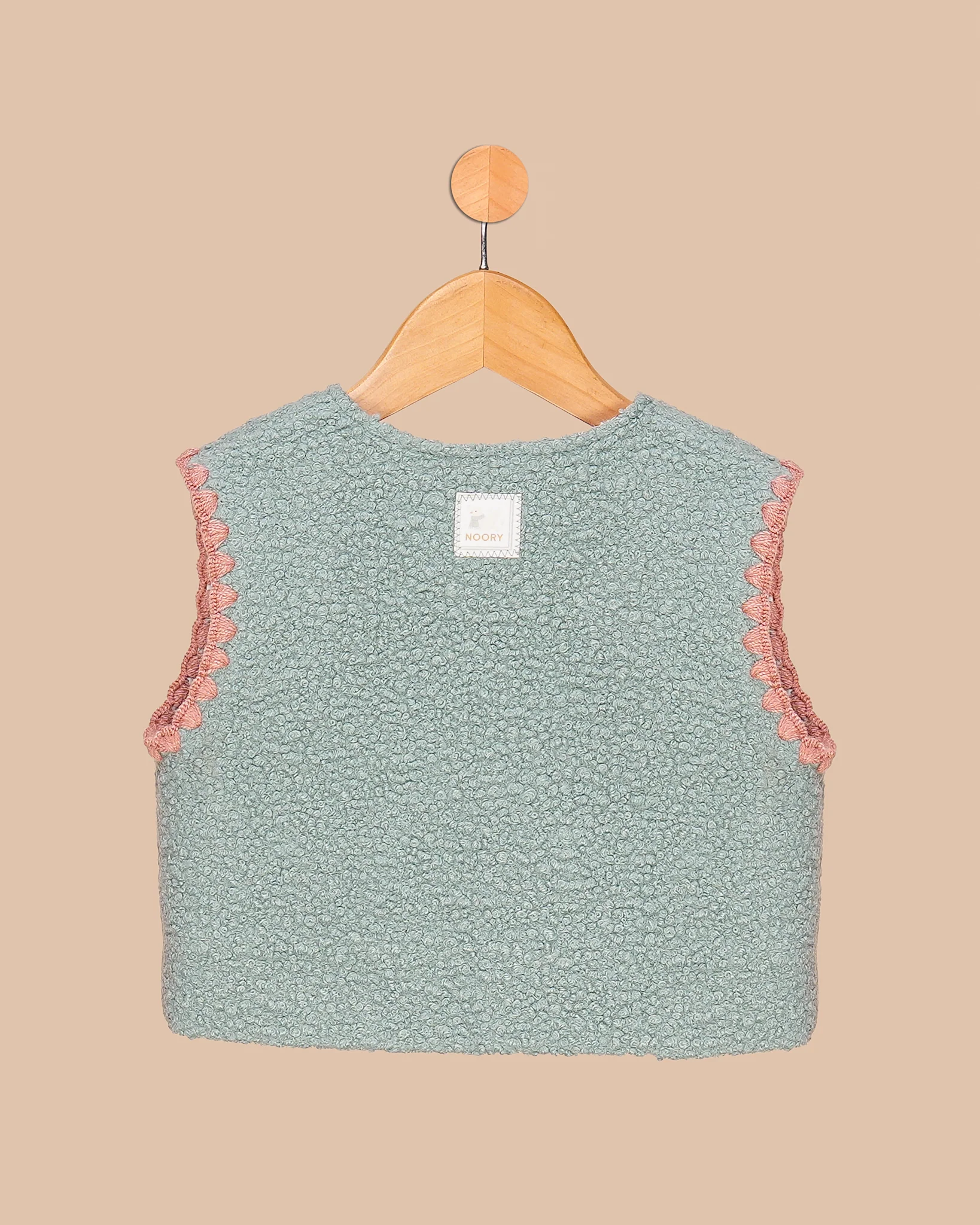 Gilet bébé sans manches en tissu bouclette – Doublure fleurie