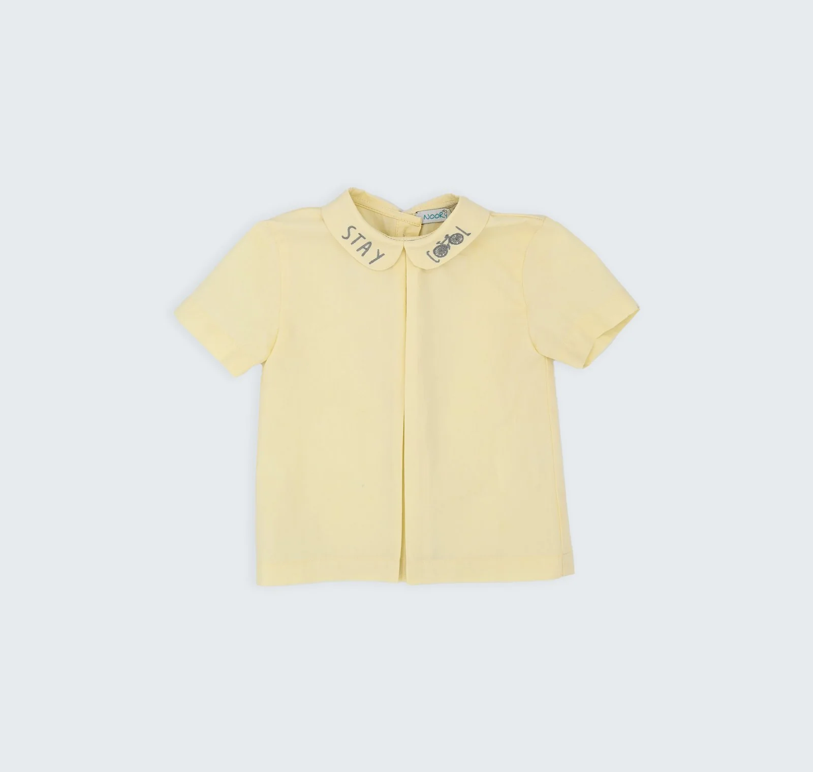 Chemise à col brodé