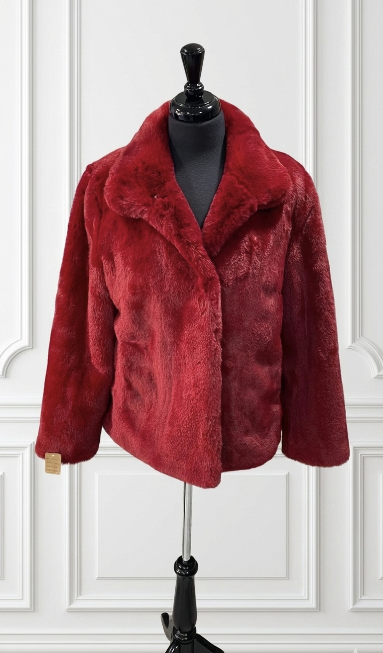 Veste en fourrure synthétique – cerise