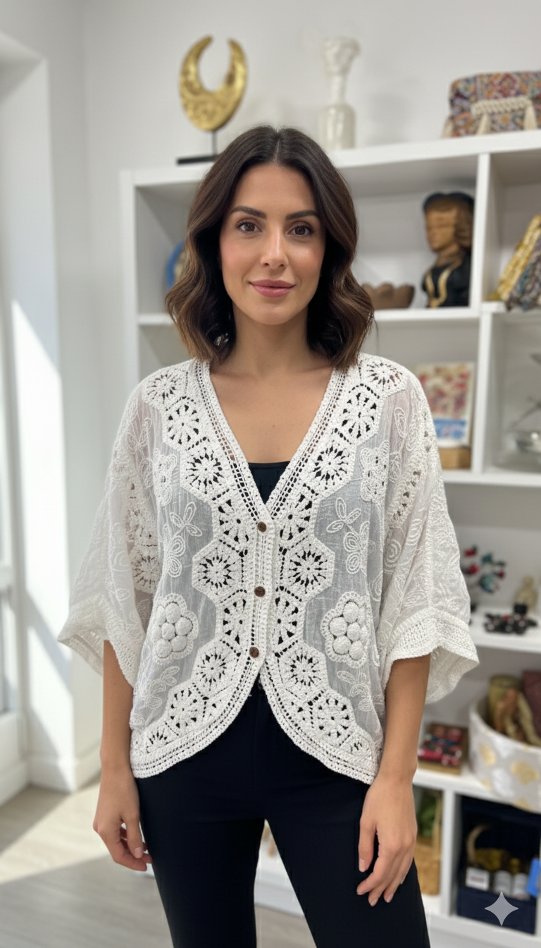 Haut à boutons demi manches à motifs blanc