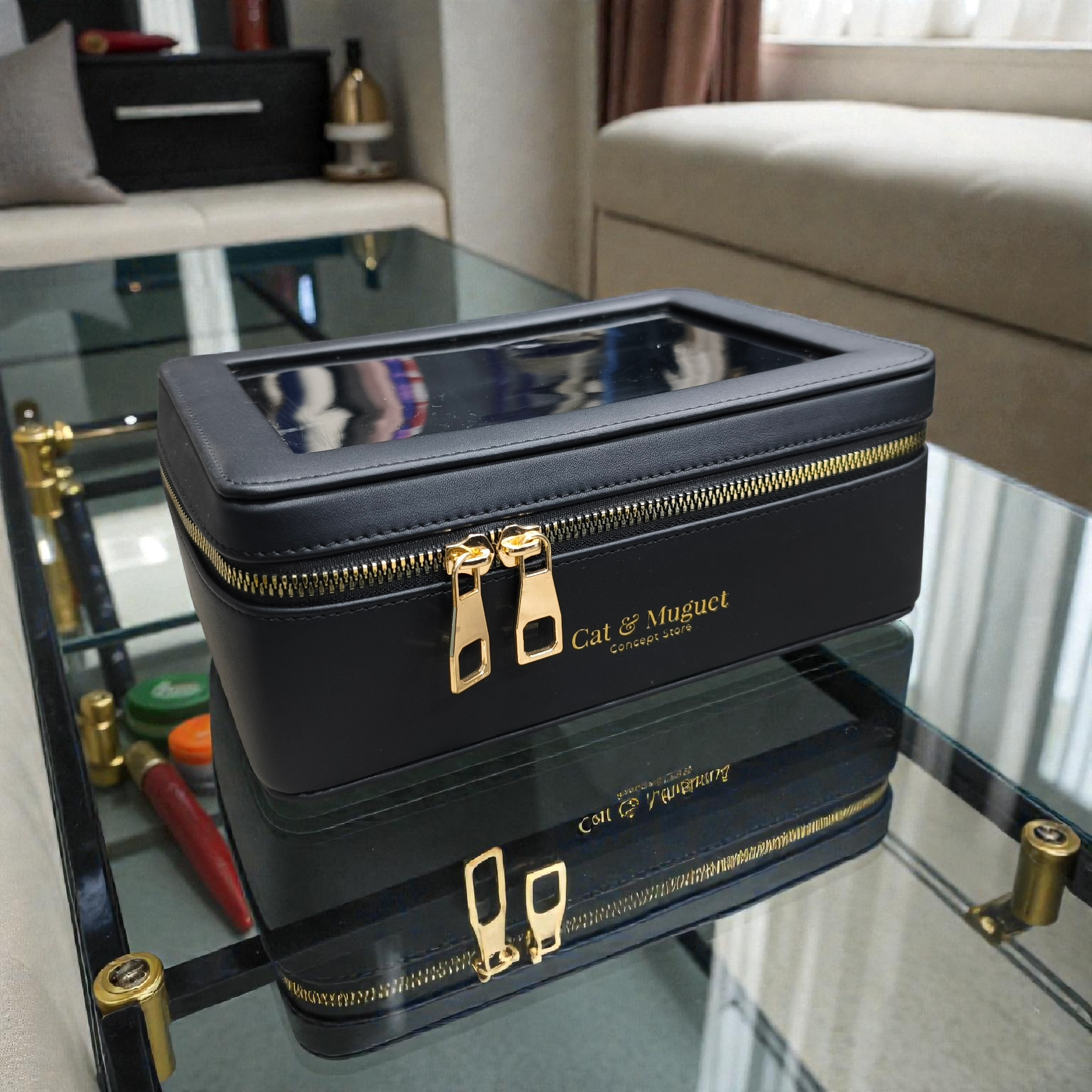 Make up Box en cuir noir – zip doré