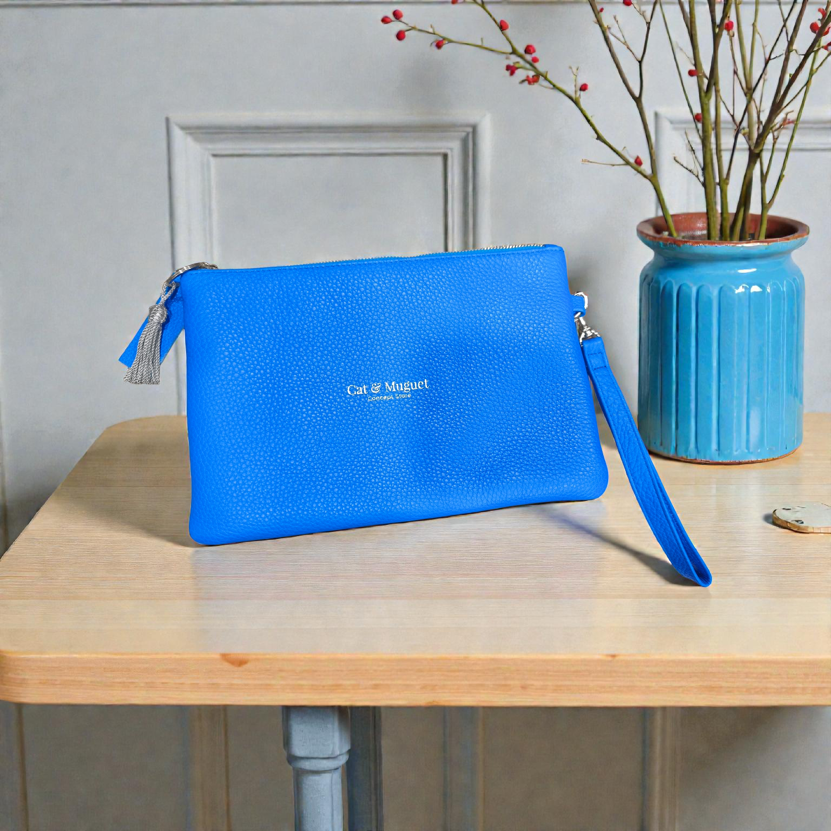 Trousse en cuir bleu électrique – 25x17 cm