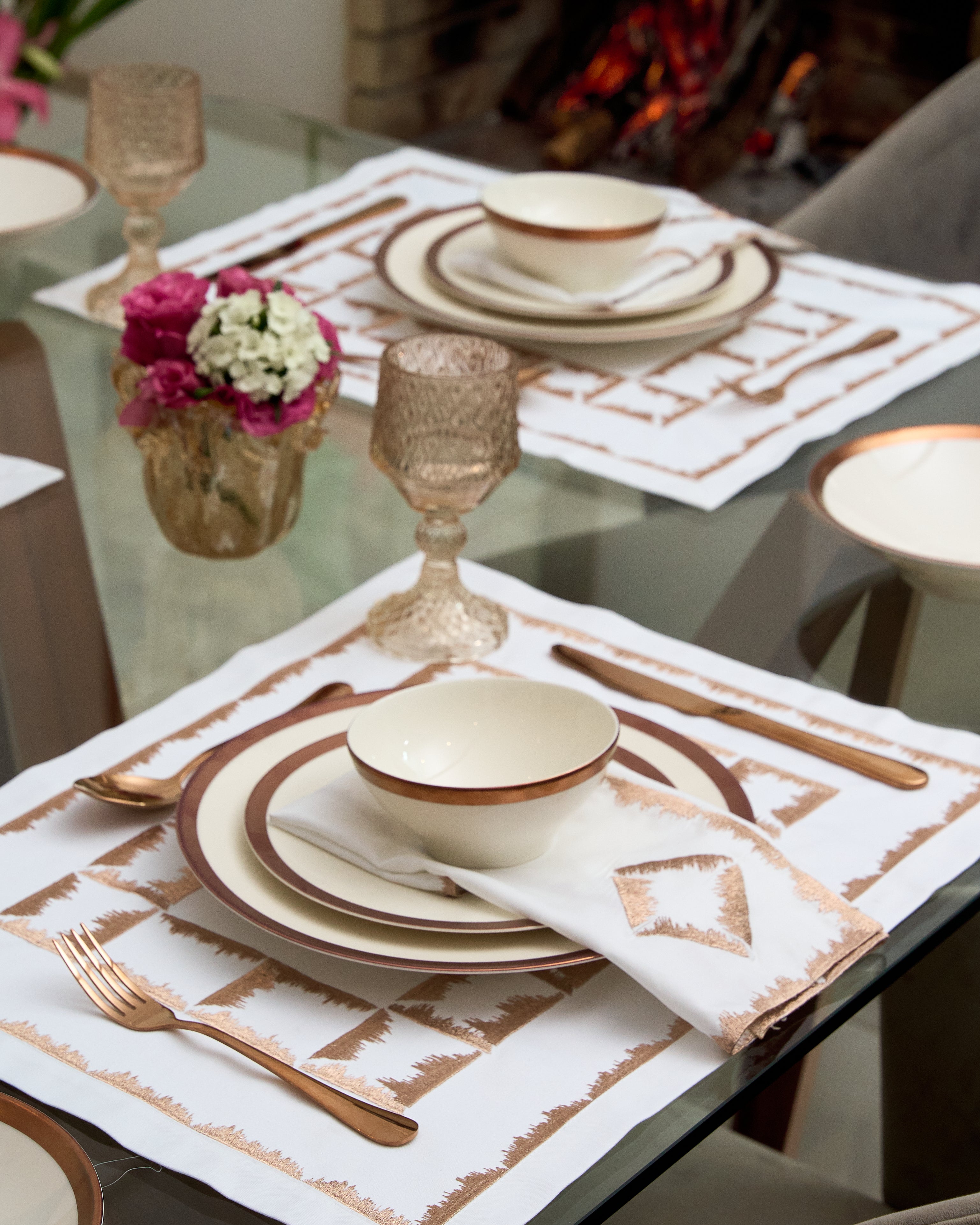 Sets de table rectangulaire brodés - Collection Prestige