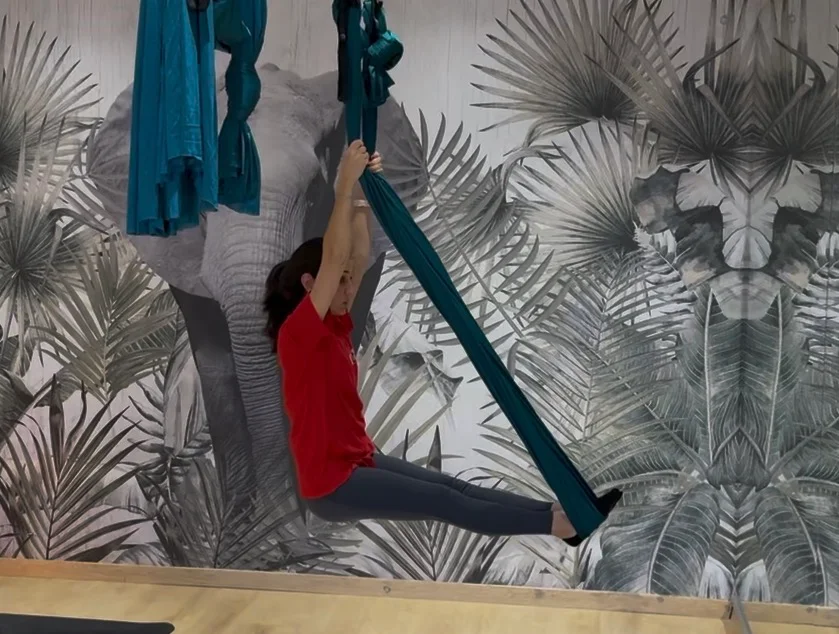 Cours de Aérien restauratif chez Feel Yoga à Rabat