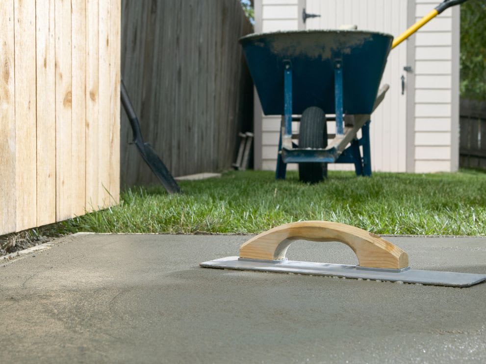 poured concrete slab with trowel