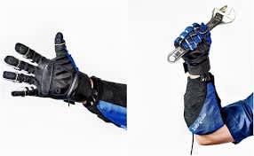 Hand and wrist exoskeleton