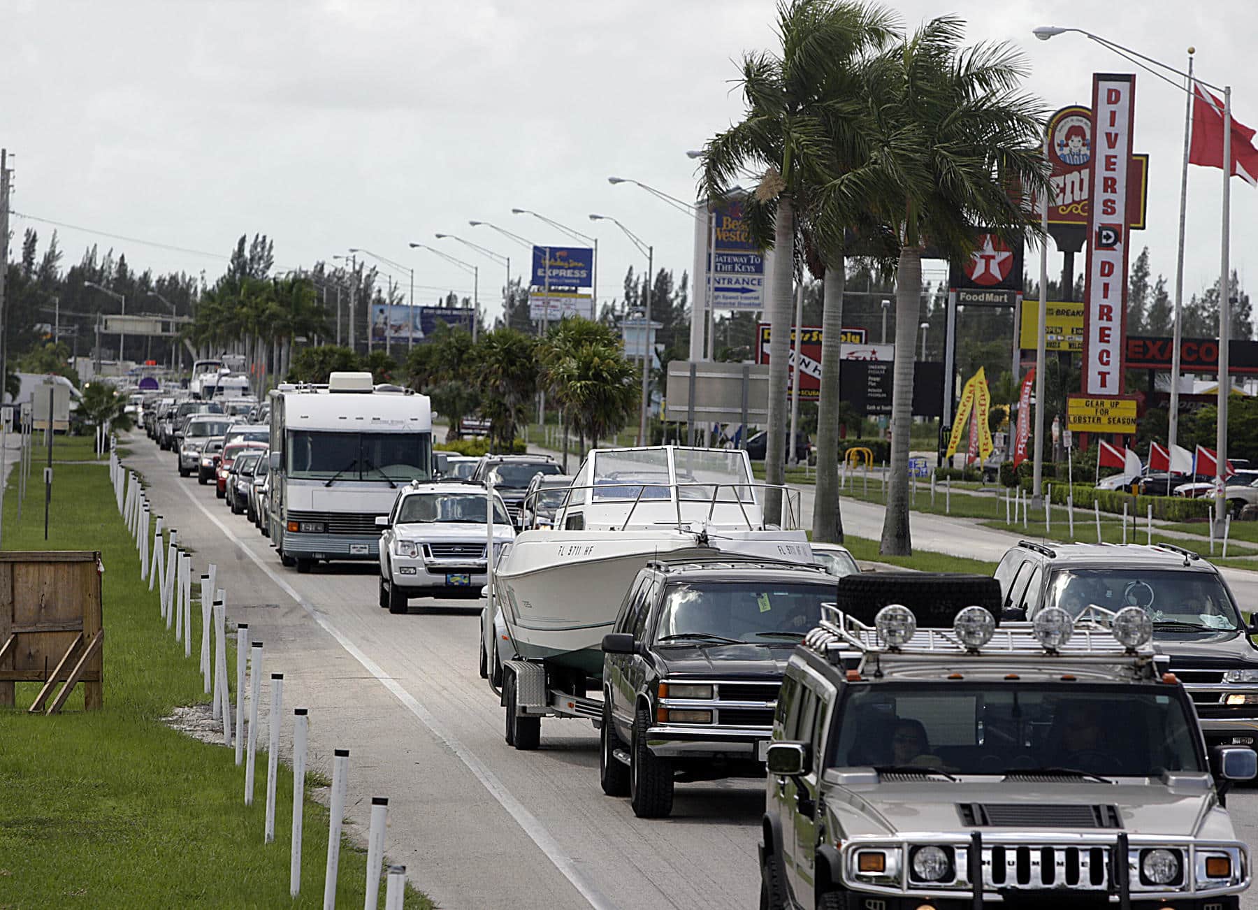 Cars lining up on the road to evacuate in florida
