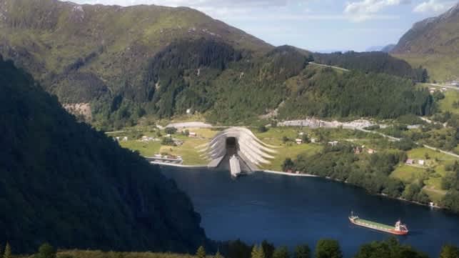 Computer rendering of the Stad Ship Tunnel entrance with ships sailing in and out