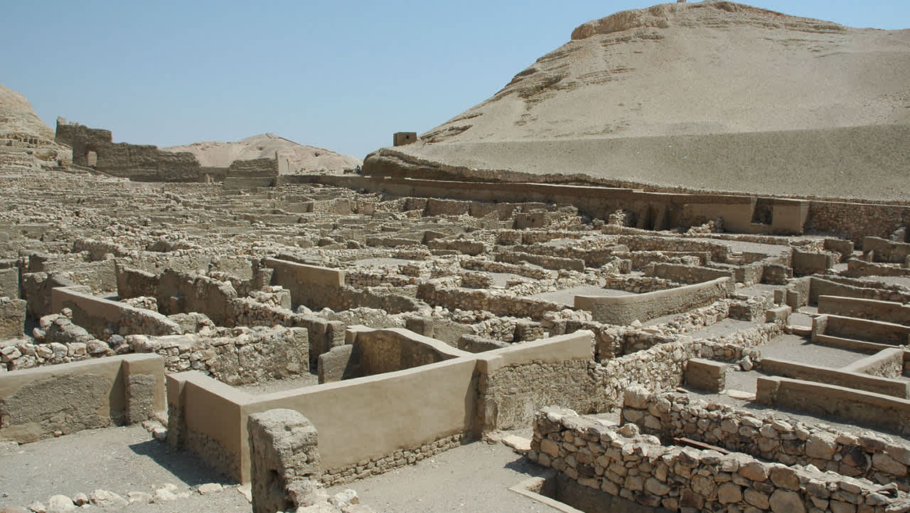 ruins of uruk city in Iraq