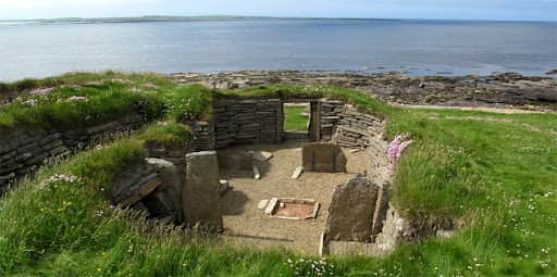 knap of howar ruins in scottland