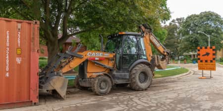 CASE 580 Super N doing local road work