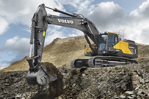 Volvo excavator digging dirt