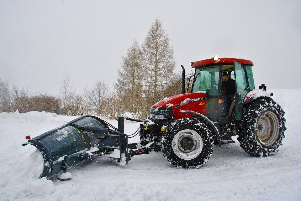 4 Types of Snow Removal Equipment You Need to Know About