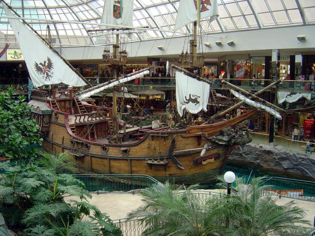 Building The West Edmonton Mall