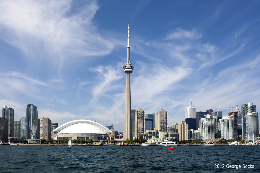 Building The CN Tower History Facts DOZR building-the-cn-tower-history-facts-dozr