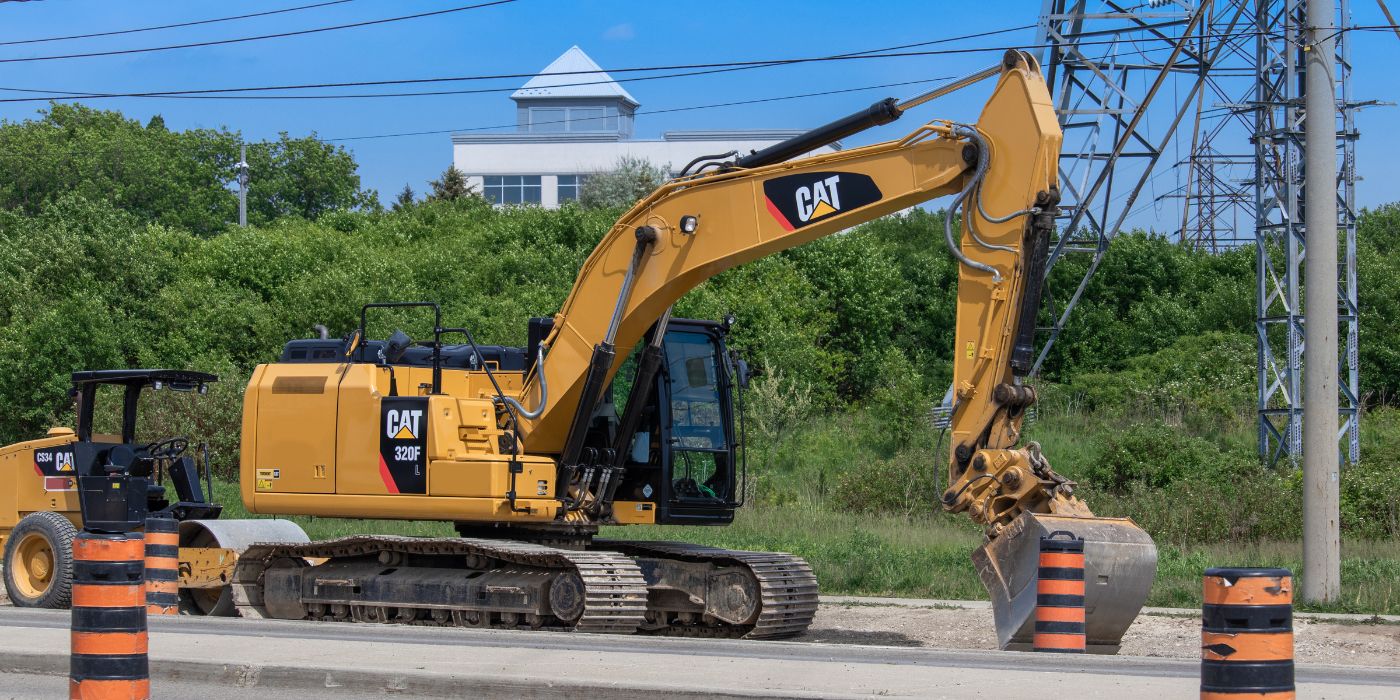 Caterpillar introduces new Cat 395 excavator 