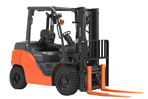 Pneumatic Tire Forklift, 8000 lbs image