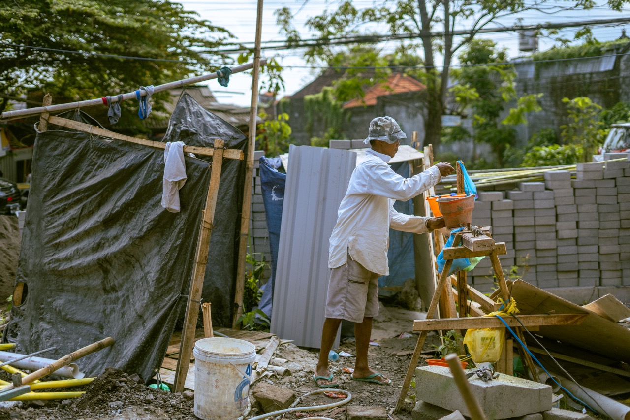 Bali construction site conditions