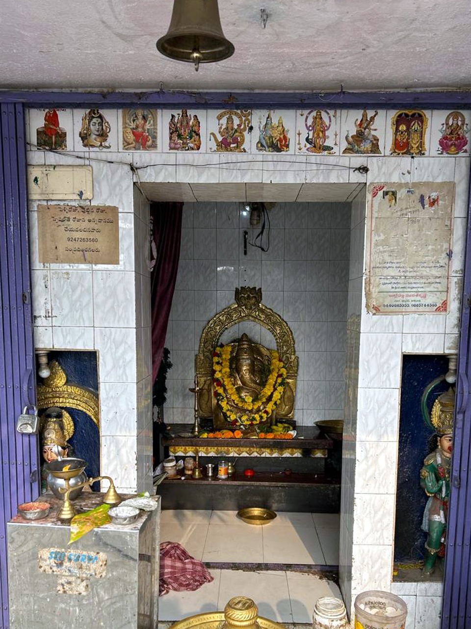 Description of Photo 5