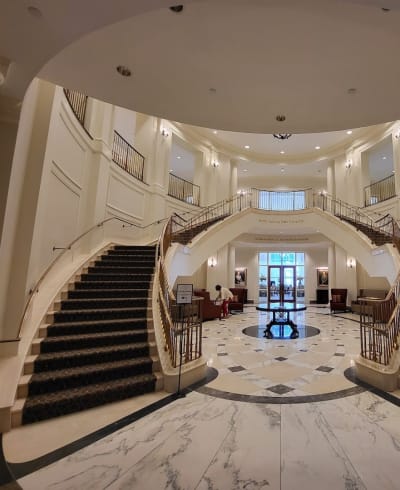 Dorothy and Roy Park Alumni Center