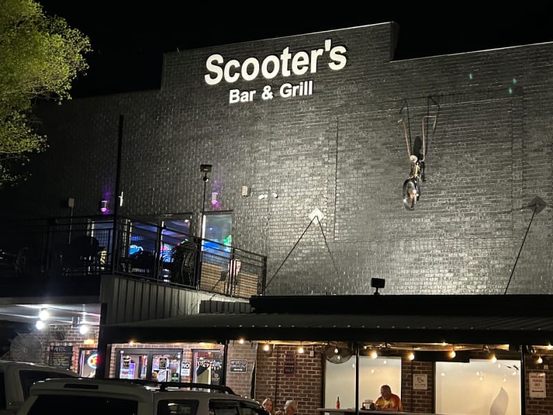 Scooter's Bar & Grill