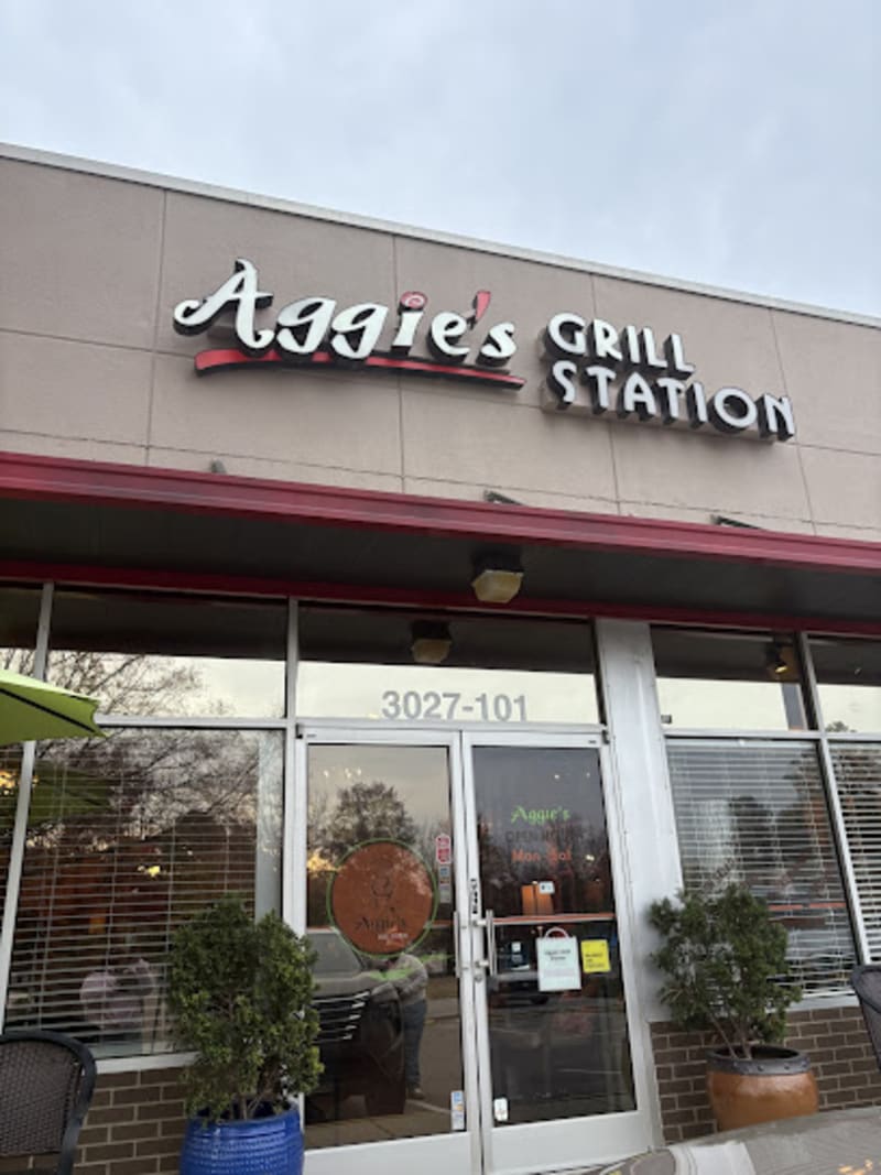 Aggie's Grill Station
