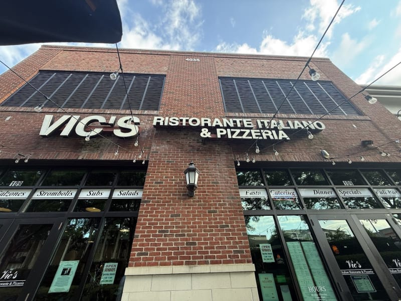 Vic's Italian Restaurant & Pizzeria