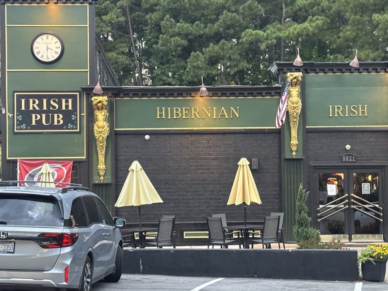 Hibernian Irish Pub and Restaurant