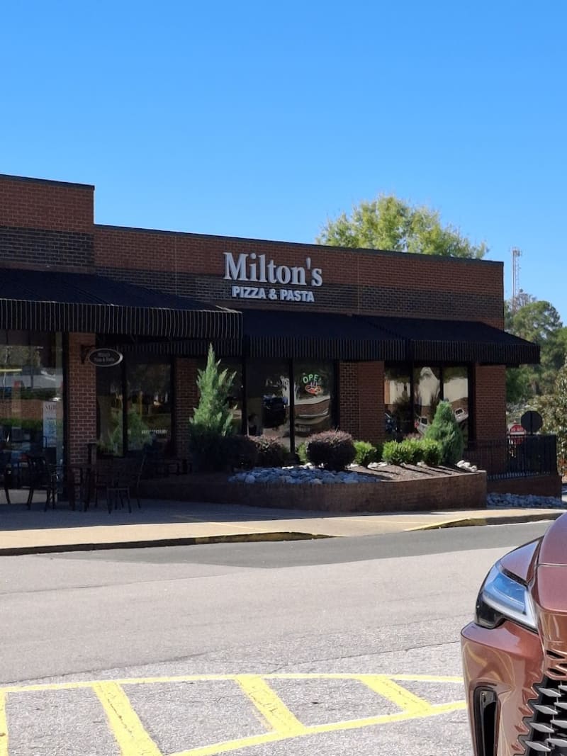 Milton's Pizza & Pasta