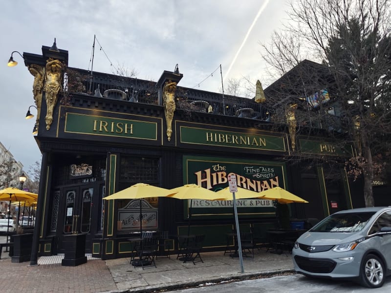 Hibernian Irish Pub & Restaurant