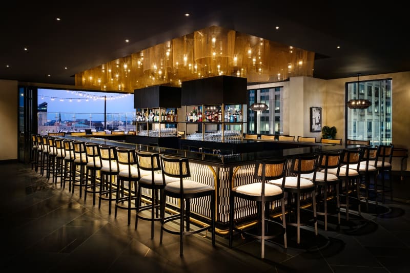 Urban Oak Rooftop Bar & Lounge
