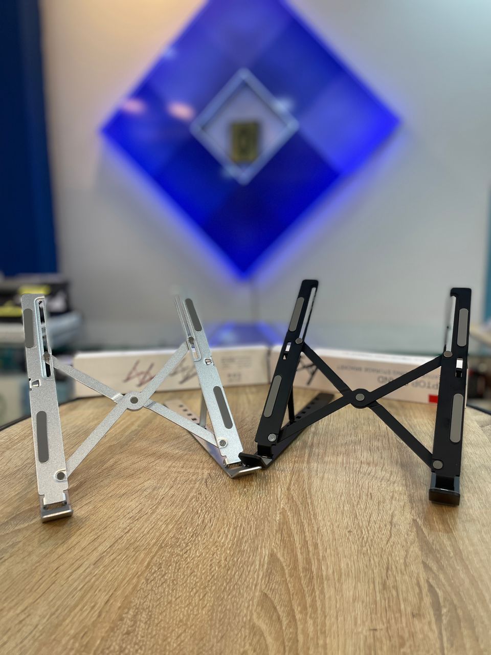 Image de SUPPORT LAPTOP X1 sur PRIMEPC Algérie.