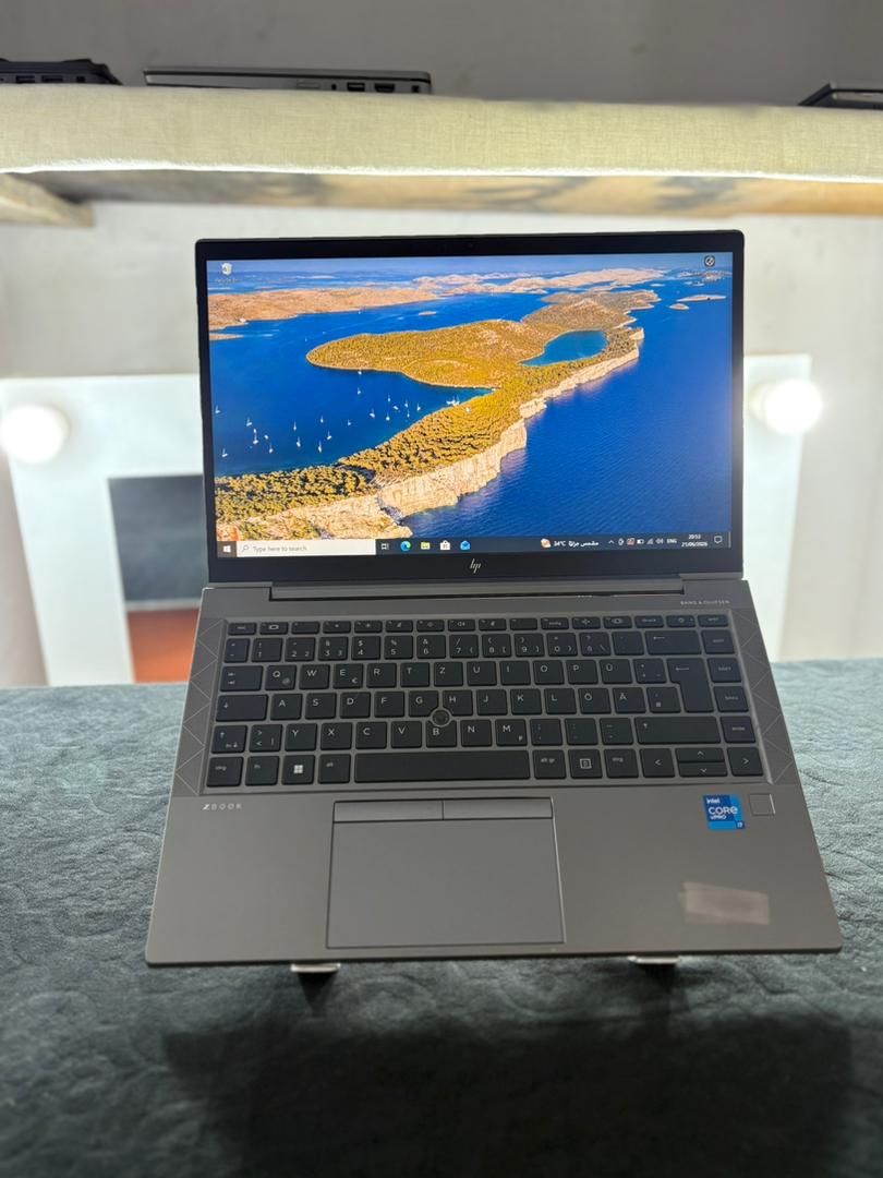 HP Zbook Firefly 14 G8 Mobile Worstation
