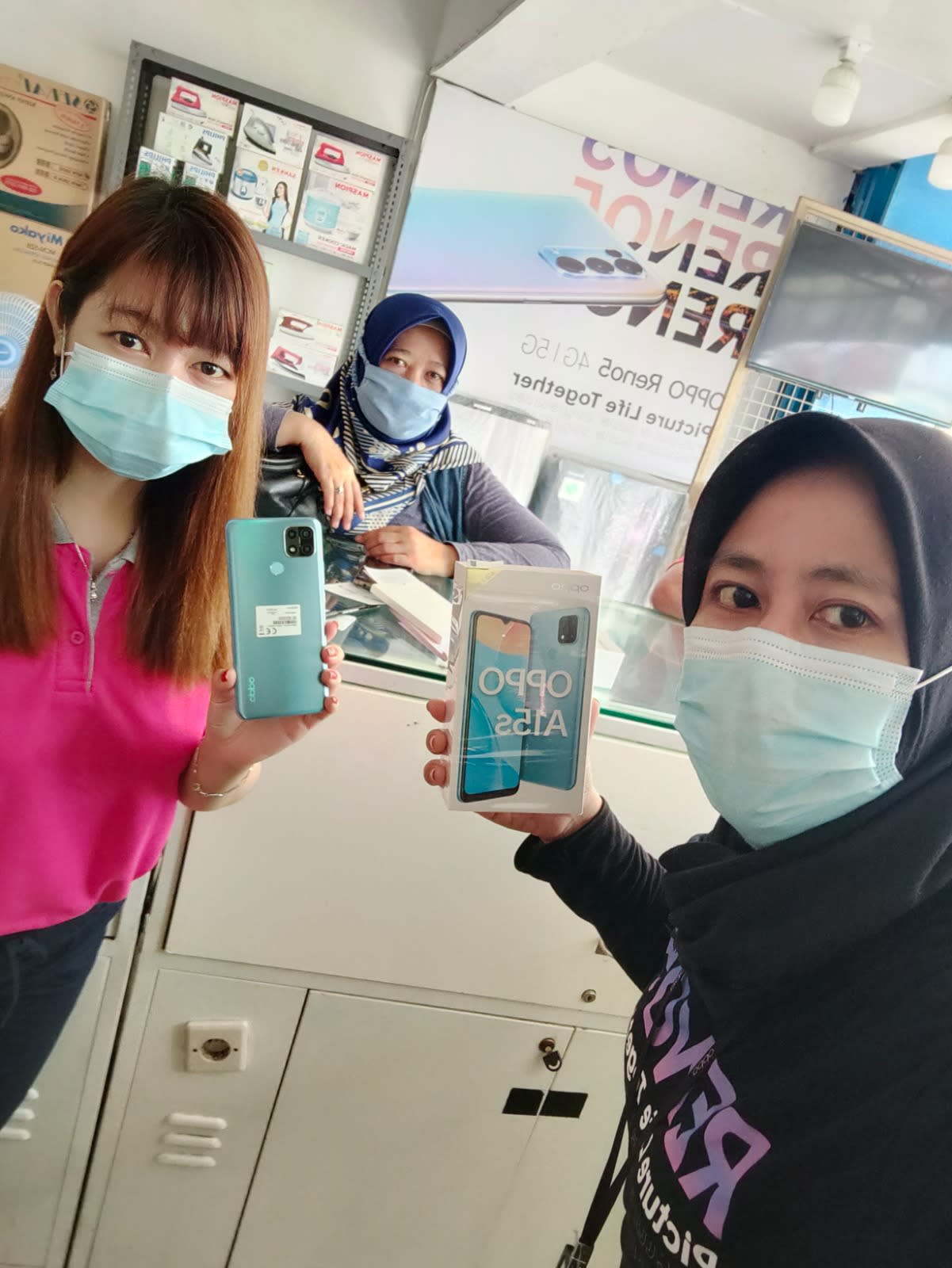 Perjuangan Vivi menopang keluarga