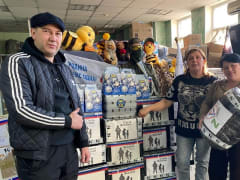 Активисты ЛДПР передали сладкие подарки для бойцов СВО