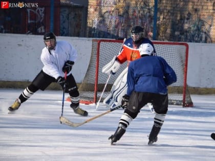 Во Владивостоке идёт приём заявок на турнир по дворовому хоккею