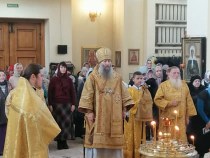 Архиерейское богослужение в Неделю сыропустную в Благовещенском Кафедральном соборе г. Арсеньева (+ Фото + Видео)