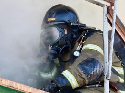 Шиномонтажка в Приморье сгорела до тла