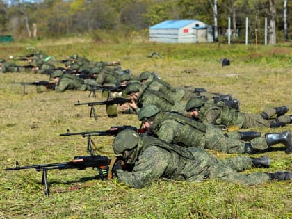 Губернатор Приморья передал спецтехнику для подразделений Тихоокеанского флота