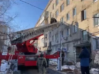 Опубликовано видео спасения людей при пожаре во Владивостоке