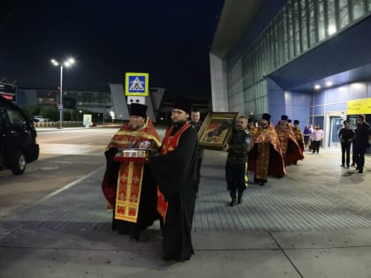 Ковчег со святыми мощами великомученика Георгия Победоносца прибыл в Приморье