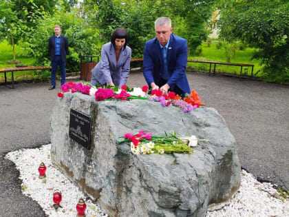 Торжественный митинг, посвященный Дню памяти и скорби, прошел в микрорайоне «Шахта «Амурская»