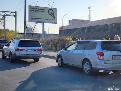 Гигантские пробки на дорогах: владивостокцы возвращаются домой после праздничных выходных