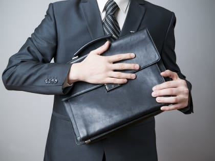 Портрет регионального министра здравоохранения в России