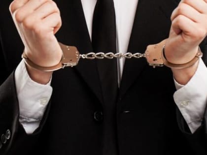 Молодому приморцу, работавшему на мошенников, назначали наказание