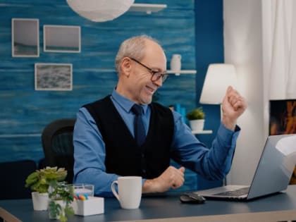 В Минфине уже определились, как индексируют пенсии работающих пенсионеров в 2025 году