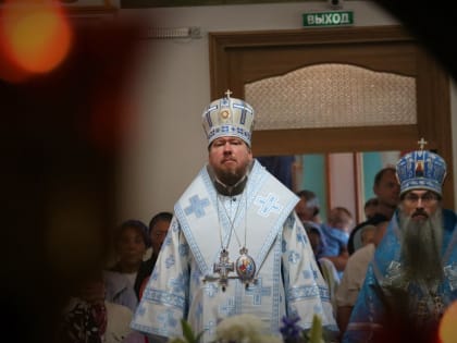 В день престольного праздника глава Приморской митрополии возглавил Божественную литургию в Успенском храме