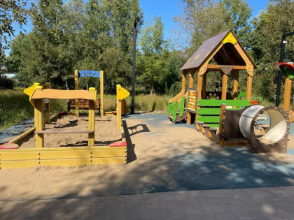 Площадка в городском парке культуры и отдыха