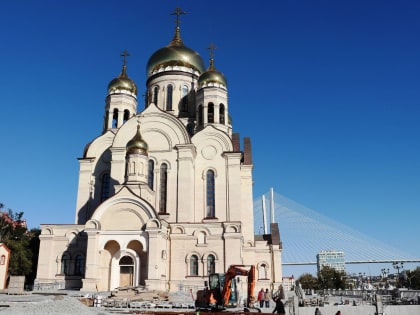 Митрополит Владимир принял участие в совещании, посвященном строительству Спасо-Преображенского кафедрального собора