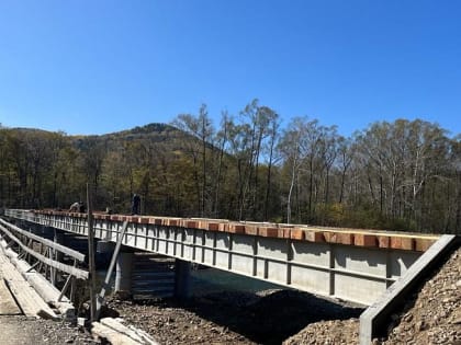 Строители завершили возведение двух мостов в Чугуевском округе Приморского края